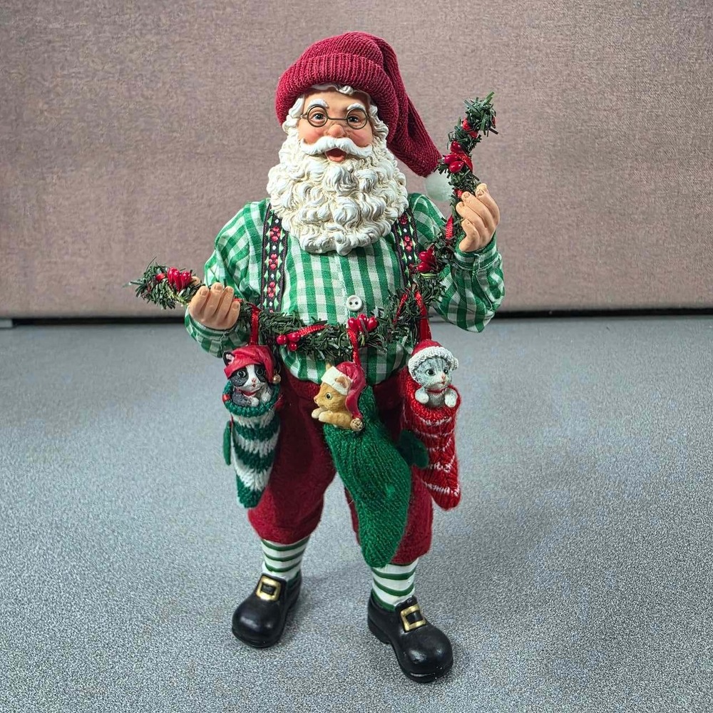 Santa Claus Figurine with Kittens in Stockings 12in Green Red Excellent Decor